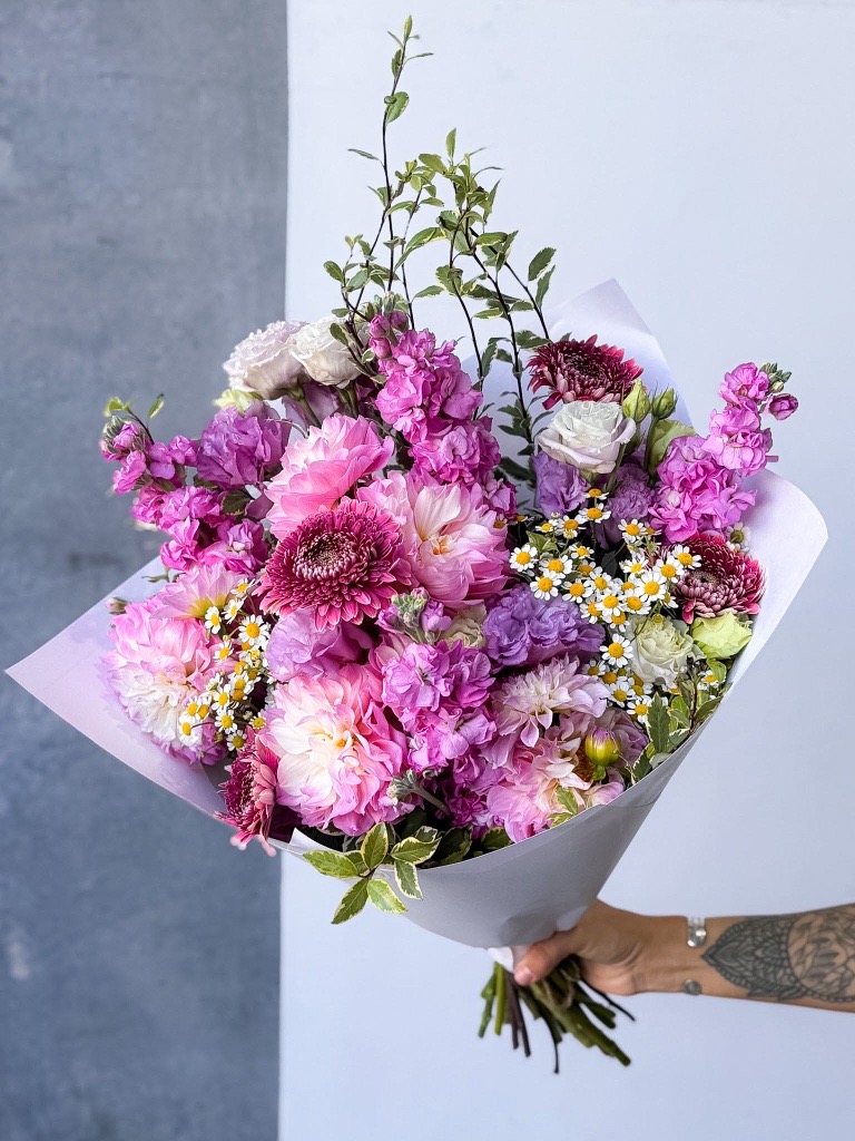 Cottage Core Posy - Image 3