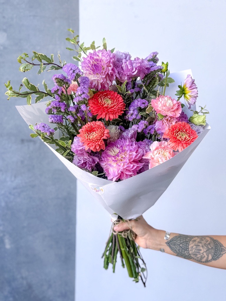 Cottage Core Posy - Image 4