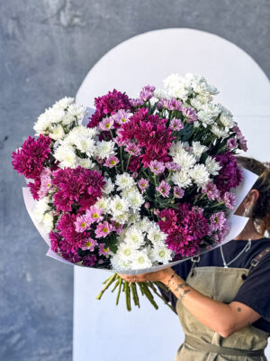 Mum’s Chrysanthemum Posy